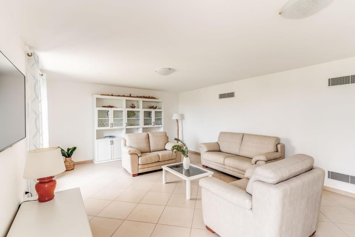 Villa Mimosa Rustic Elegance Views & Pool 马萨鲁布朗斯 外观 照片