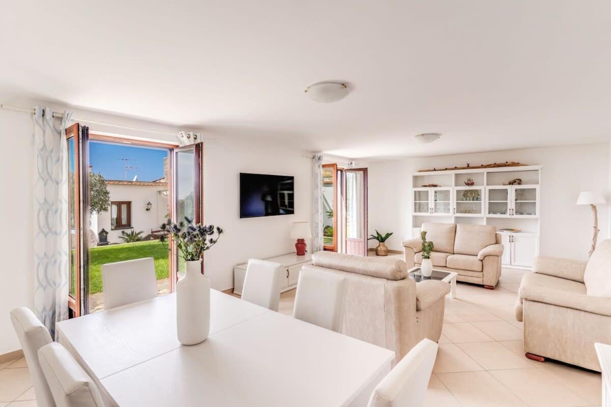 Villa Mimosa Rustic Elegance Views & Pool 马萨鲁布朗斯 外观 照片