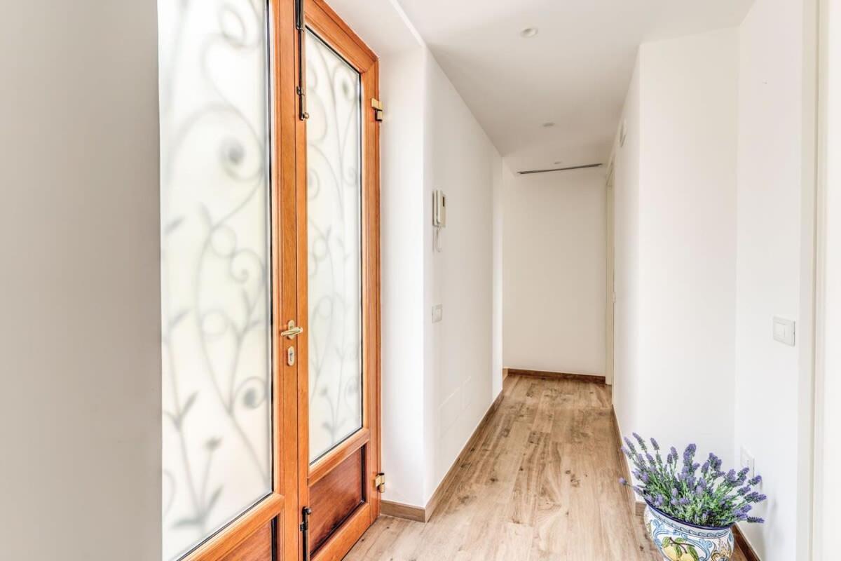 Villa Mimosa Rustic Elegance Views & Pool 马萨鲁布朗斯 外观 照片